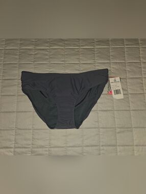 Free Country-Gray Bikini Bottoms with Tag